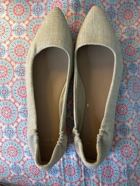 crown & ivy Metallic Gold Pointed-Toe Flats